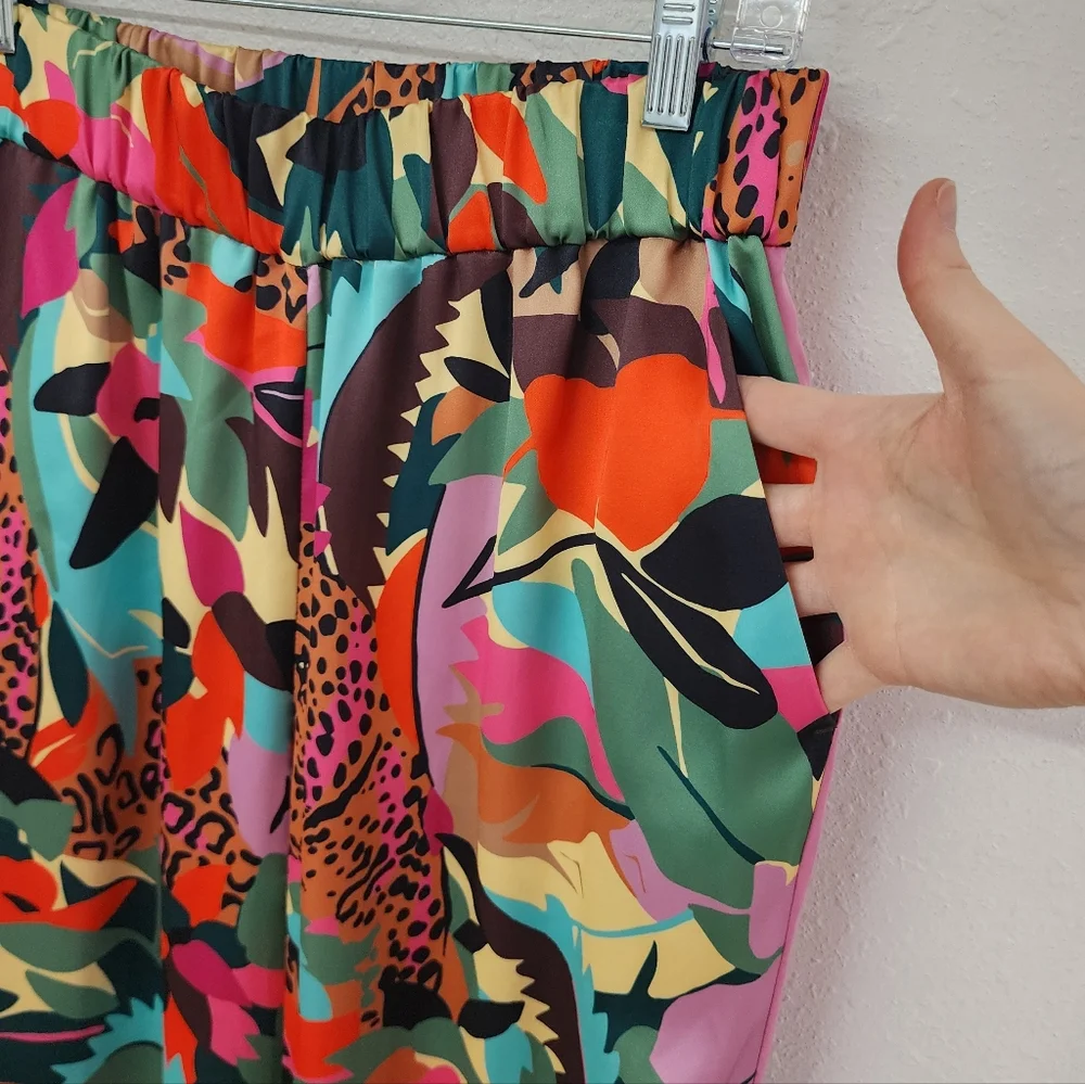 CROSBY by Mollie Burch Leopard Jungle Print Multicolor Abstract Top & Pants Set - Picture 5 of 9